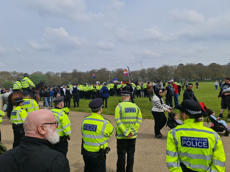 The police were focused on the trans protesters, largely ignoring the attendees of Keen’s event.